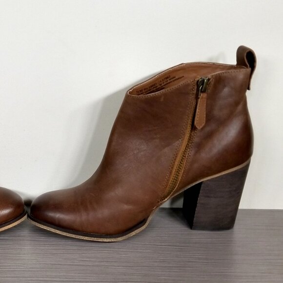 BP Lance Block Heel Bootie, Brown Leather, Womens Size 7.5 M - Picture 8 of 12